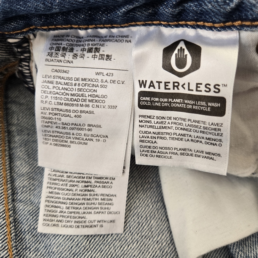 Levi's Wedgie Icon Fit Jeans, Size 26, Light Wash - Picture 9 of 13